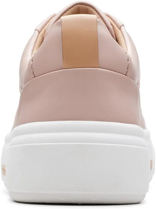 Clarks Women's Hollyhock Walk Sneaker