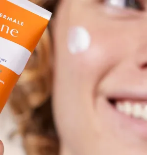 Clean Solaire SPF 50 Sunscreen – For Face and Neck, Oily and Acne-Prone Skin, Sebum-Regulating, Antioxidant Protection, Broad-Spectrum UVA/UVB Filters, Non-comedogenic, Water Resistant, 1.7 Fl Oz
