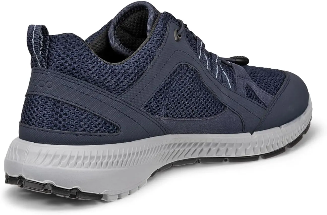 ECCO Women's Walking Sneaker