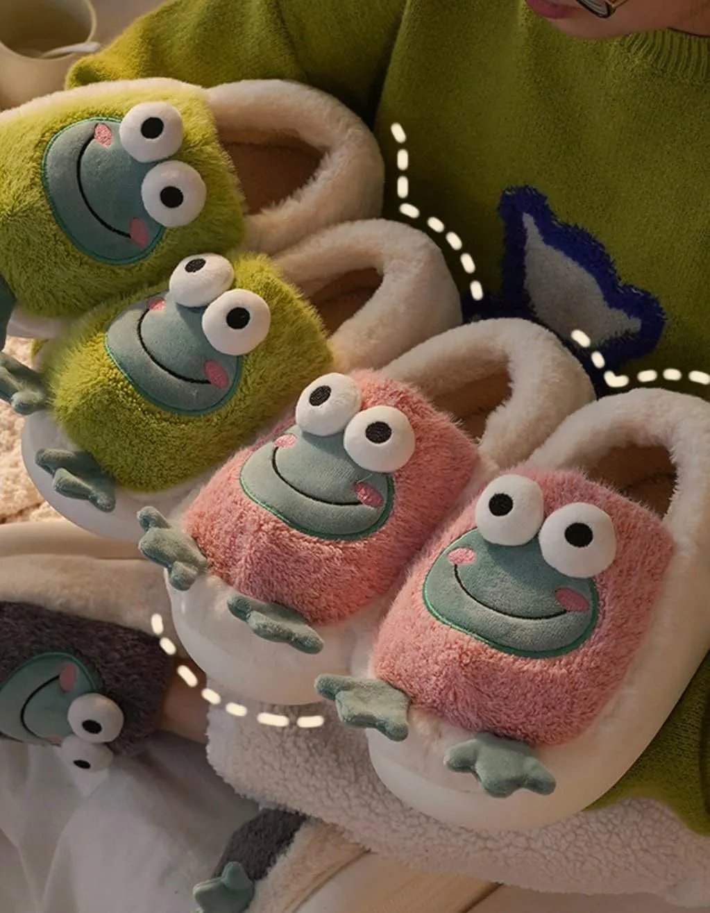 Frog Slippers for Women Cute Animal Slippers for Teen Girls Winter Fuzzy House Slippers (7-7.5, Pink)