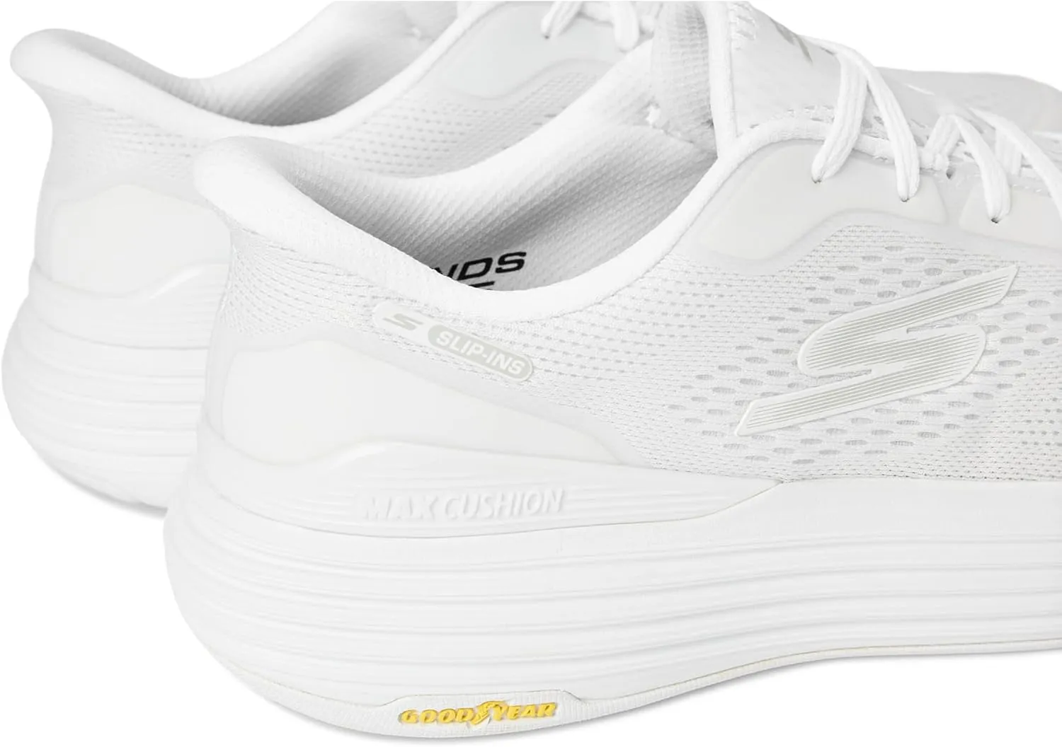 Skechers Women's Max Cushioning Suspension Chrone Hands Free Slip-ins Sneaker
