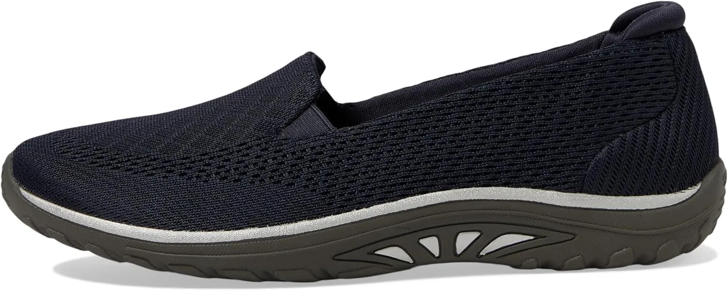 Skechers Women's Reggae Fest-Willows Vibe Loafer Flat